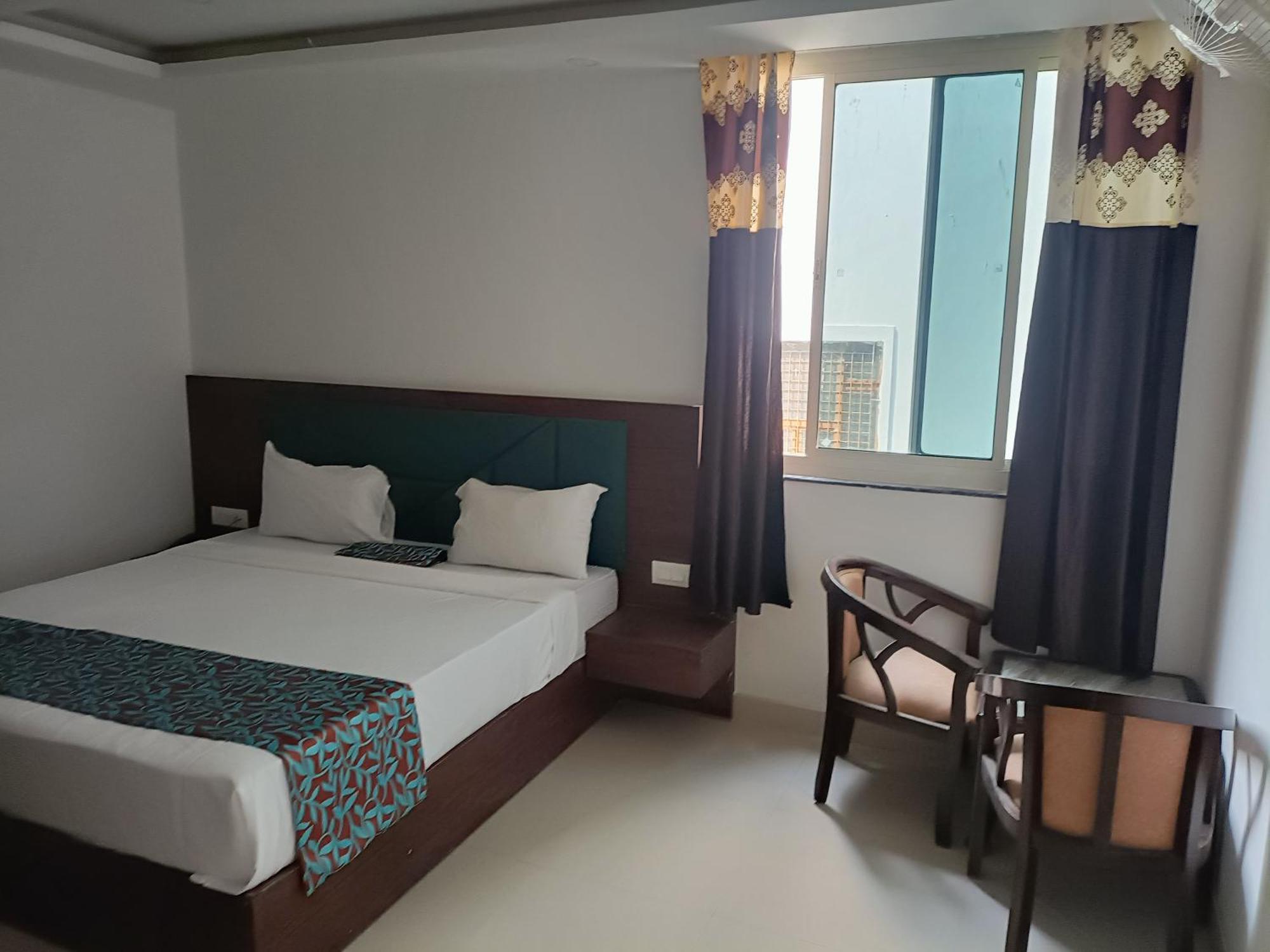 Hotel Vista Premium Tark A Family Hotel Near Igi Airport Delhi نيودلهي المظهر الخارجي الصورة